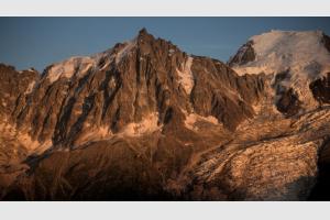 Aiguille-du-Midi au coucher