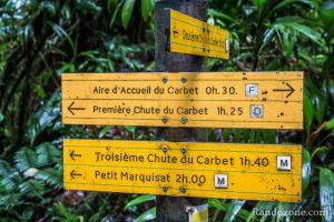 Plusieurs balades et randonnes sont accessibles sur le site payant