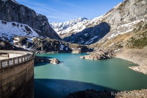 Lac des Gloriettes et cirque d'Estaub en arrire plan