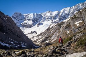 Neige bien prsente sur le haut du cirque