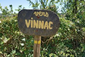 Le panneau qui indique Vinnac Le panneau qui indique Vinnac