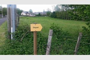 Le dpart de la randonne est au bord de la route