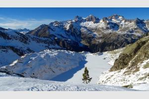 Lac de Brazato en valle de Panticosa