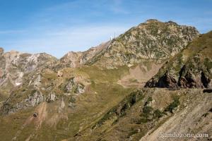 On commence  voir le pic du Midi