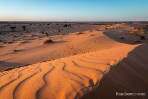 Le soleil se lve sur le camp