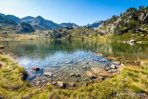 Au bord du lac de Tracens