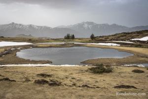 Lac de Soum depuis le col de Soum