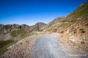 La piste qui monte vers le pic du Midi de Bigorre depuis le Tourmalet