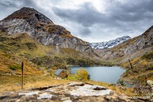 Lac des Gloriettes et ses couleurs d'automne