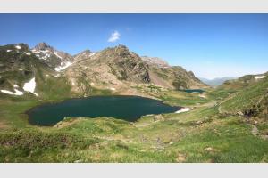 Randonnée pédestre: Lacs d'Uzious et de Lavedan Lacs d'Uzious et de Lavedan
