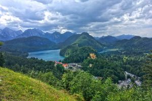 Chteau de Hohenschwangau et lac Alpsee, Allemagne