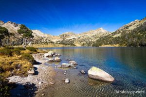 Découvrez les paysages extraordinaires du lac d'Aumar dans le massif du Néouvielle