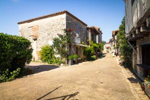 Pujols, parmi les plus beaux villages de France Miniature