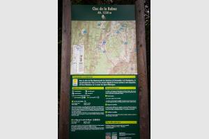 Panneau Clos de la Balme au départ de la randonnée