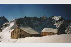 Refuge Adle Planchard