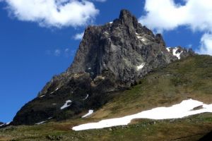 Pic du Midi d'Ossau depuis la Cabane de Peyreget
