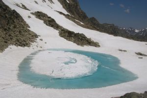 petite vasque au pied du col de madamete