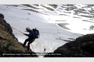 Rappel au Mont Perdu