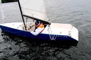 Voile sur le Lac de Pareloup