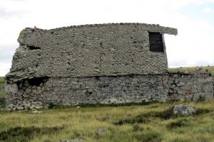 Buron en ruine sur l'Aubrac