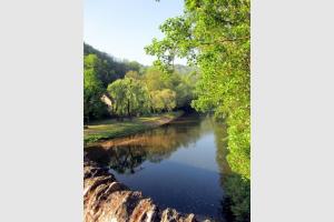 L'Aveyron  Belcastel : randonne en Aveyron
