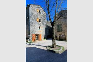 Dans les rues de La Couvertoirade