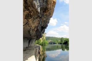 Randonne sur le chemin de halage prs de Saint Cirq Lapopie dans le Lot