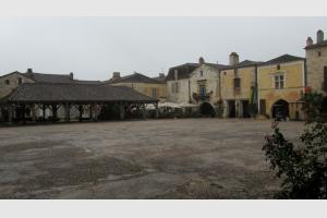 Place des Cornires, Monpazier