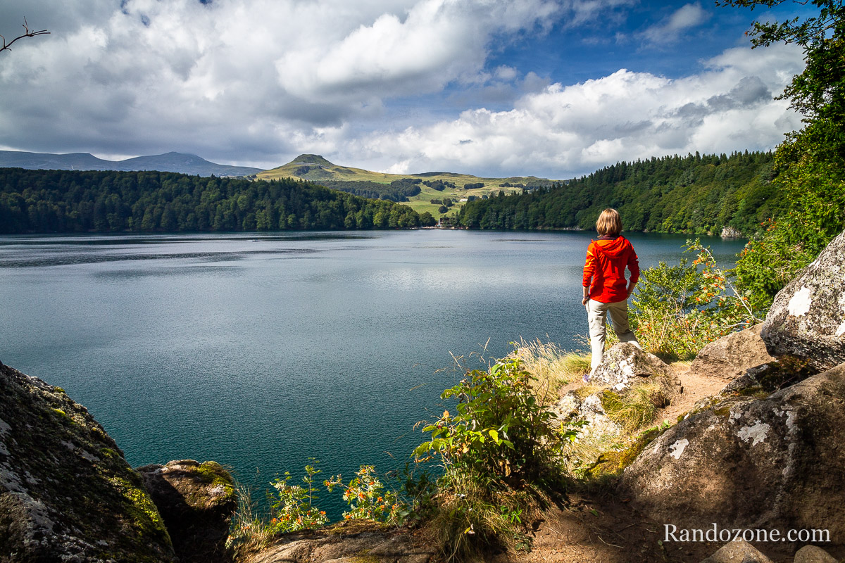 Balade au lac Pavin en Auvergne