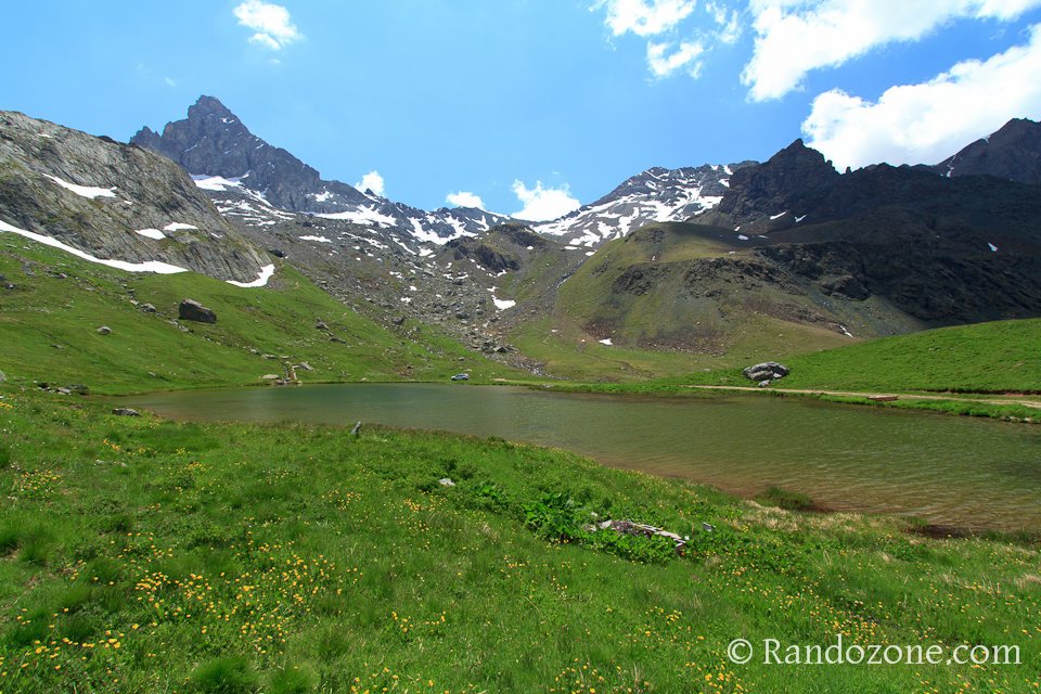 Lac de la Blanche dans le Queyras