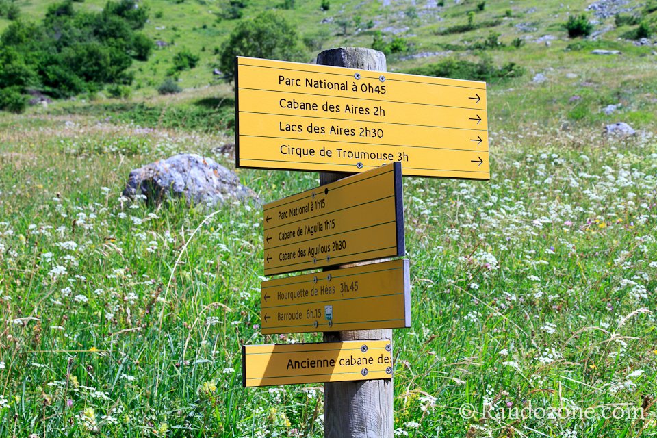 Panneau indiquant cirque de Troumouse