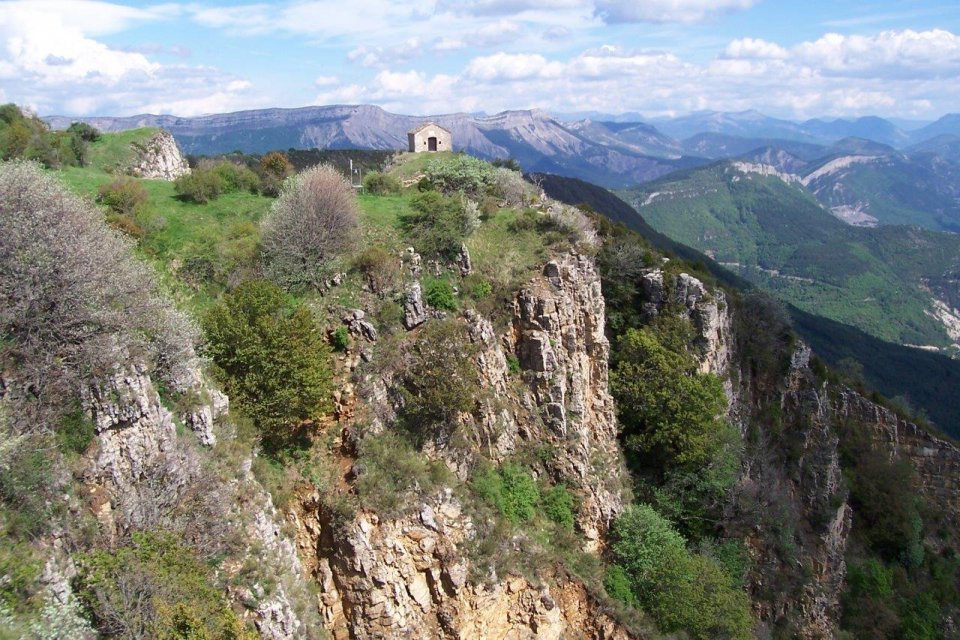 la chapelle au printemps