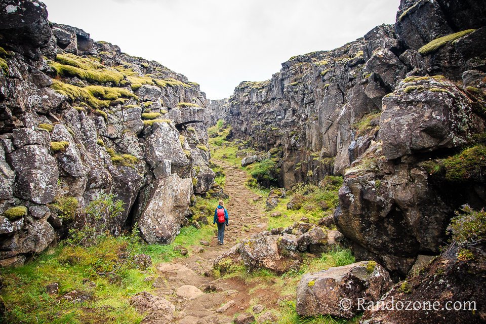 Dans la gorge d'Almannagja