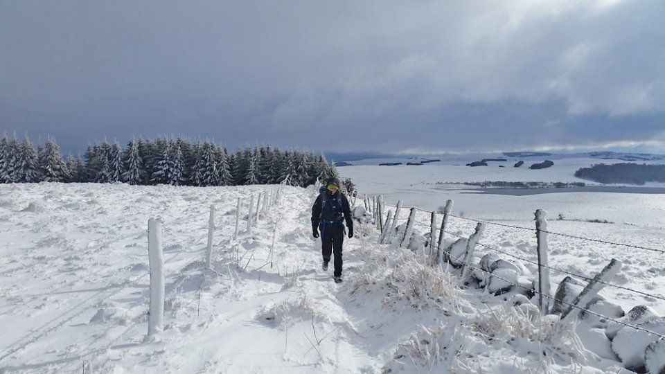 Monte sur la draille enneige