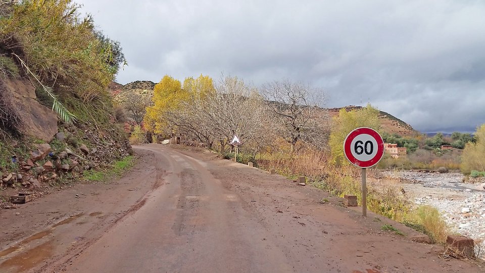 Route un peu avant Imlil