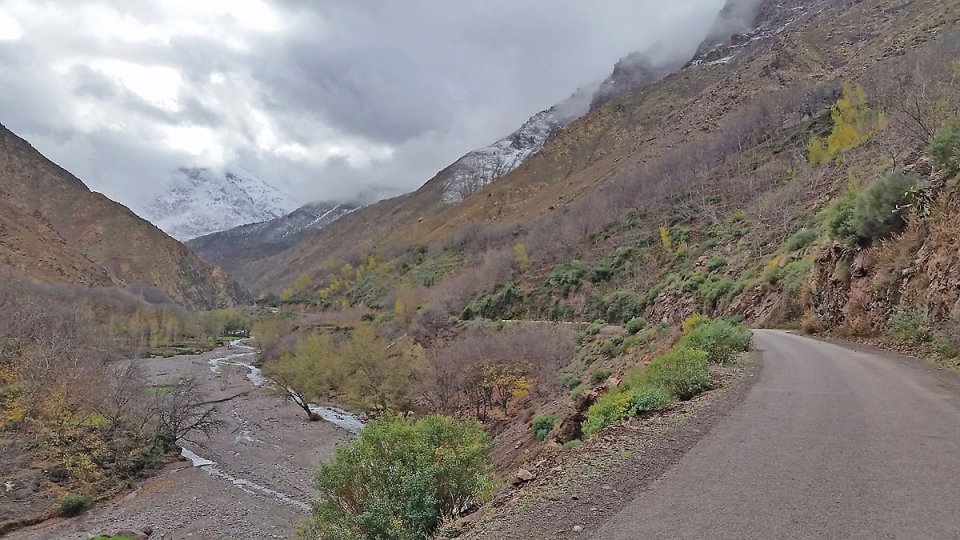 Route qui amne  Imlil