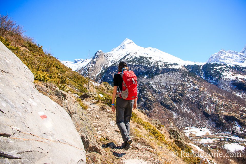 Sur le sentier des Gypates au dessus de Gavarnie