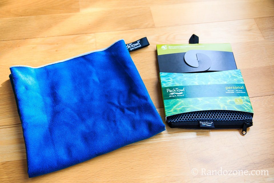 Serviette Packtowl Personal tout juste d�bal�e