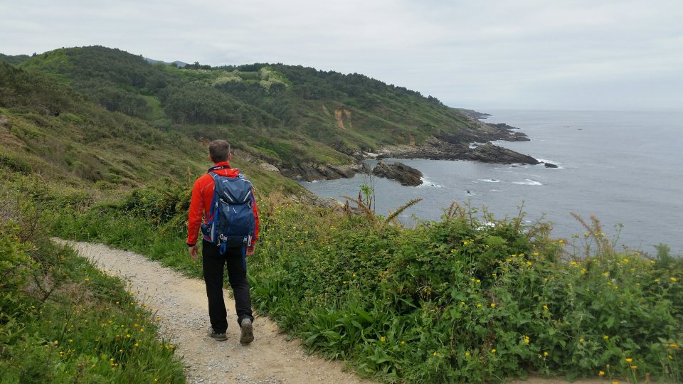 Juste aprs le phare de Hondarribia on commence  longer la cte