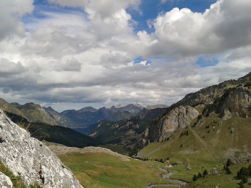 En montant au lac d'Ayous