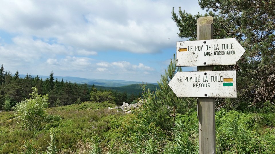 Panneaux indicatifs pour la rando