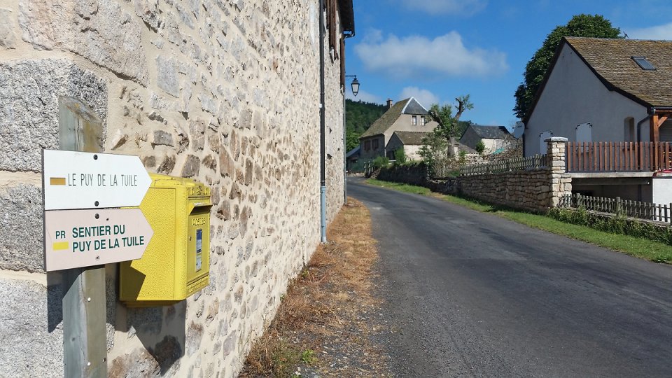 Dpart de la randonne  Deux Verges