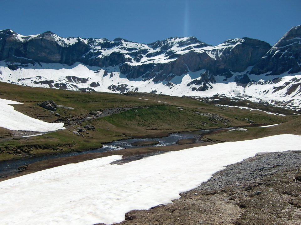 Neige dans le cirque endormi