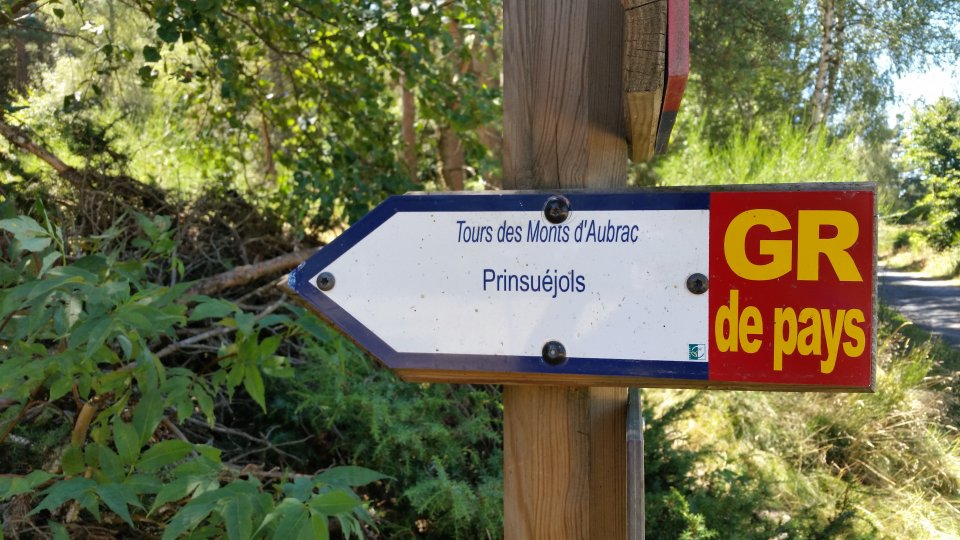 C'est par l� qu'il faut continuer