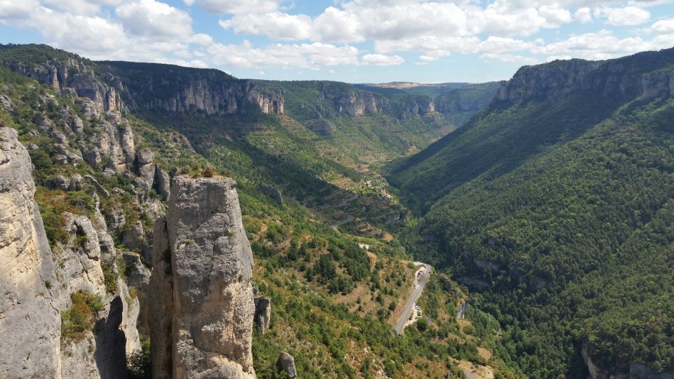 Le temps se couvre sur les gorges