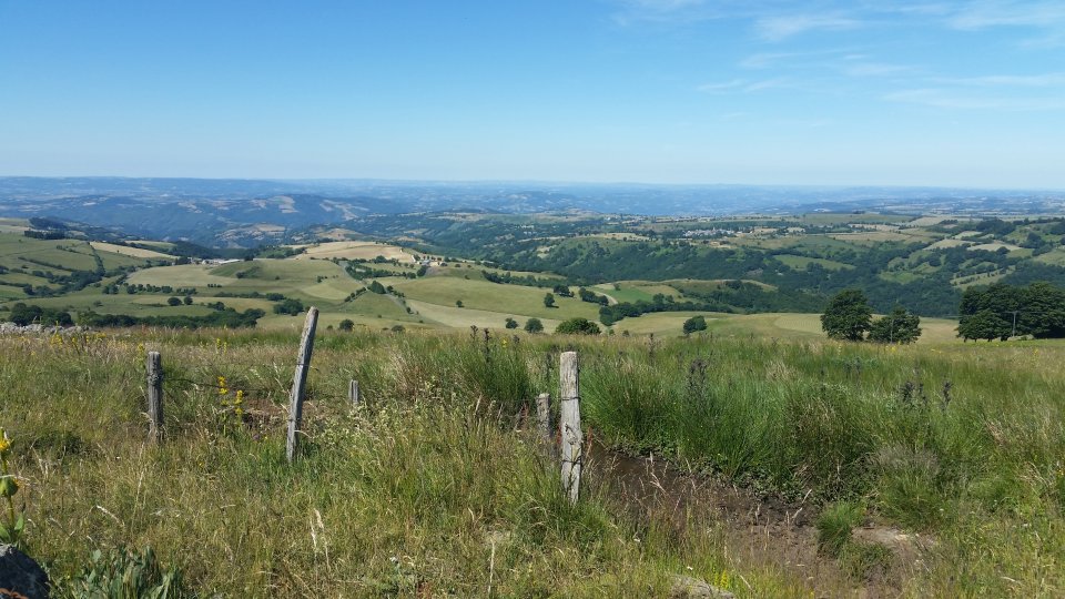 Vue d�gag�e sur la Vall�e du Lot