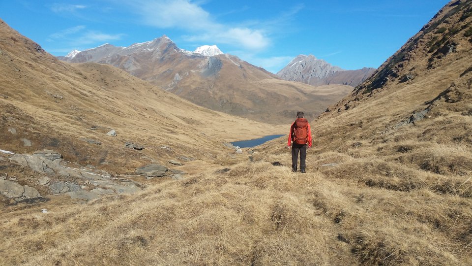 Descente vers le lac