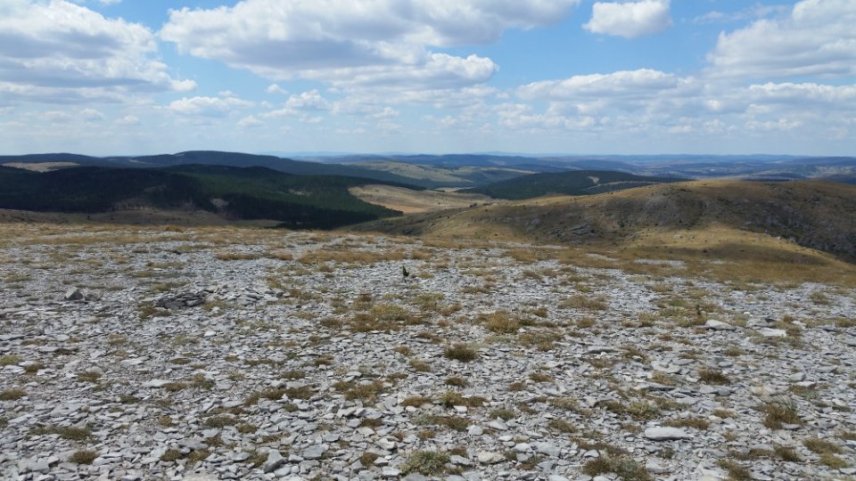 Le ciel devient plus sombre