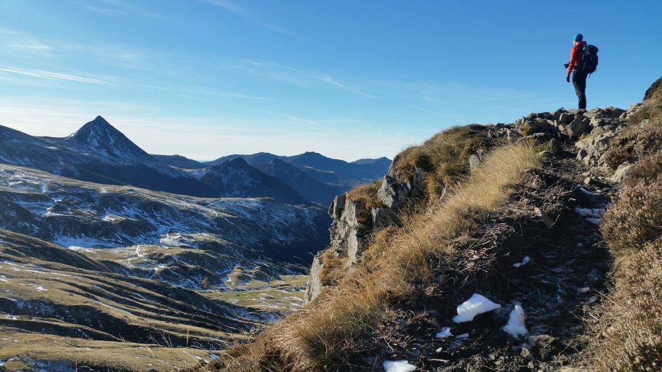 Face aux volcans du Cantal