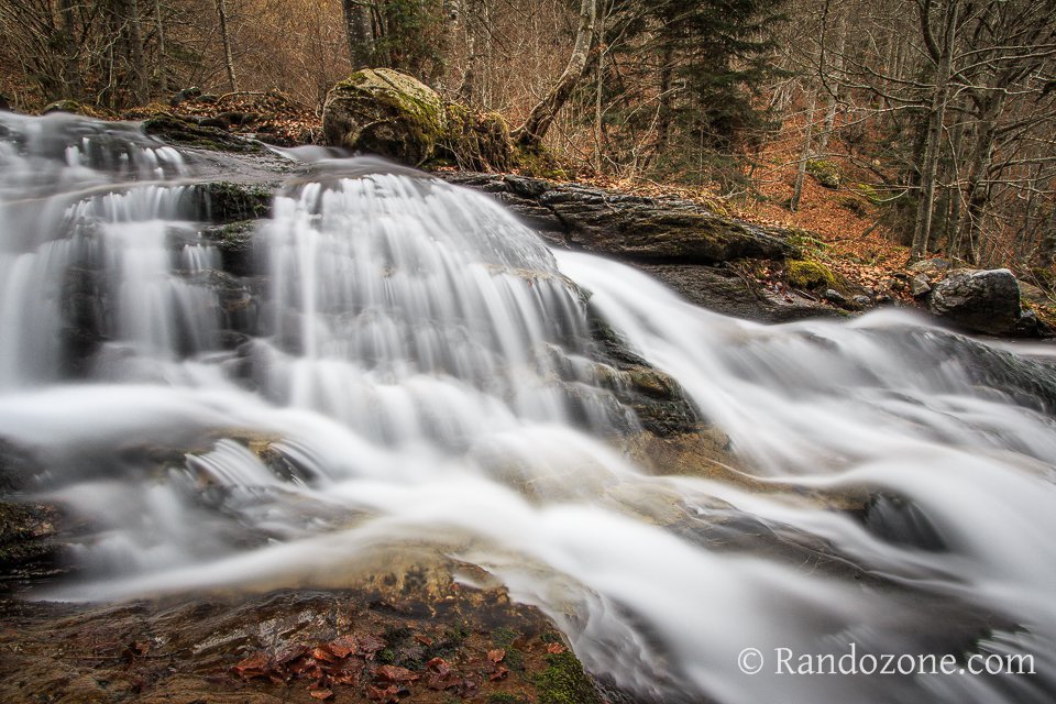 Belle cascade dans les Hautes-Pyrnes